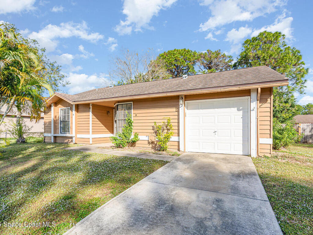 1193 Kenmore Street, Palm Bay, FL 32907