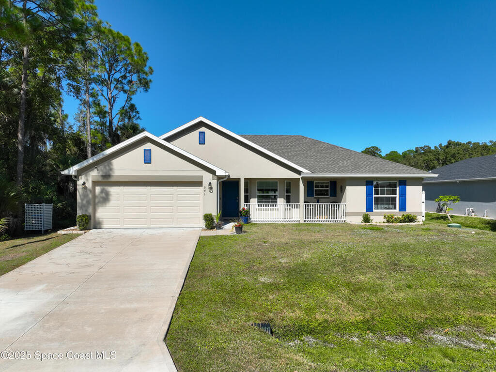 941 Le Baron Street, Palm Bay, FL 32908