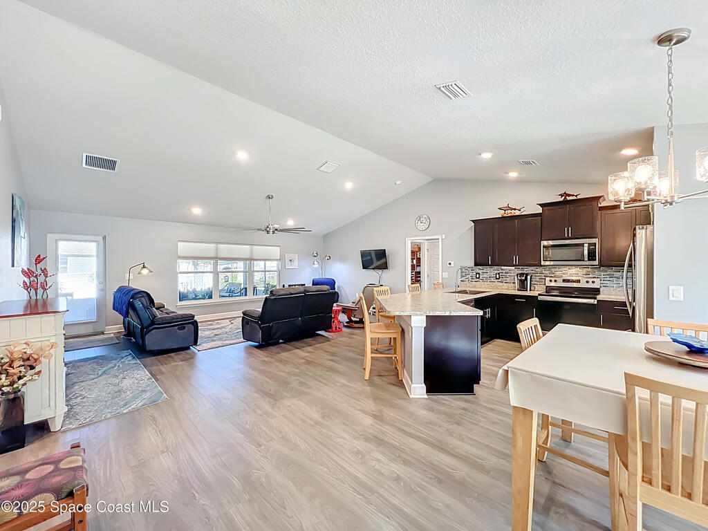 941 Le Baron Street, Palm Bay, FL 32908