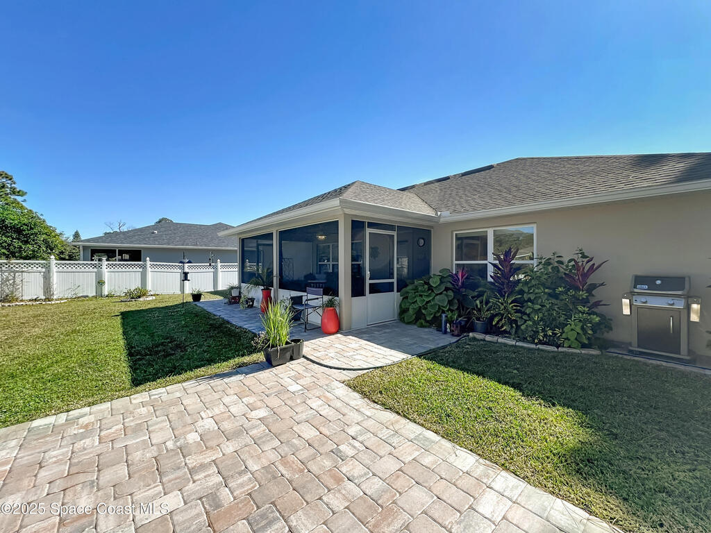 941 Le Baron Street, Palm Bay, FL 32908