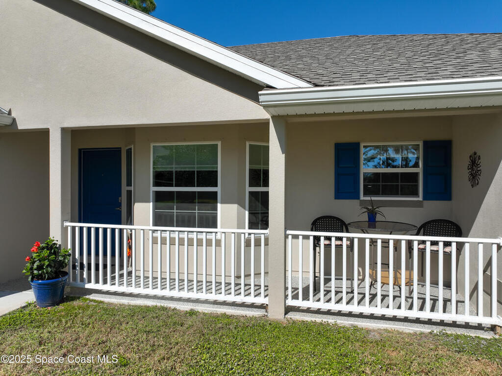 941 Le Baron Street, Palm Bay, FL 32908