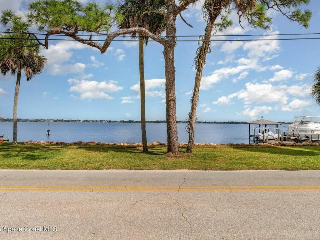 1863 Rockledge Drive, Rockledge, FL 32955