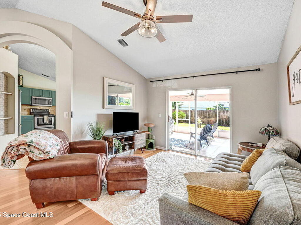 2015 Blue Ridge Avenue, Melbourne, FL 32935