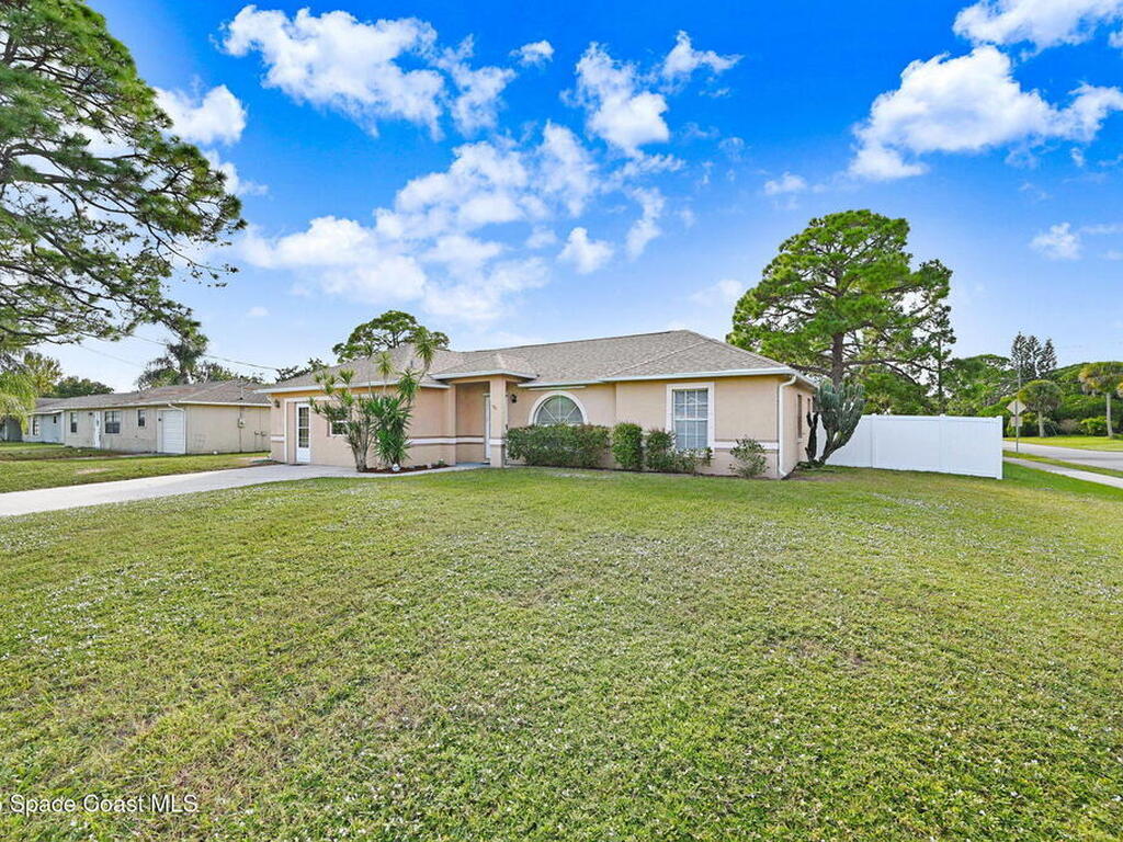 6094 Cardiff Avenue, Cocoa, FL 32927