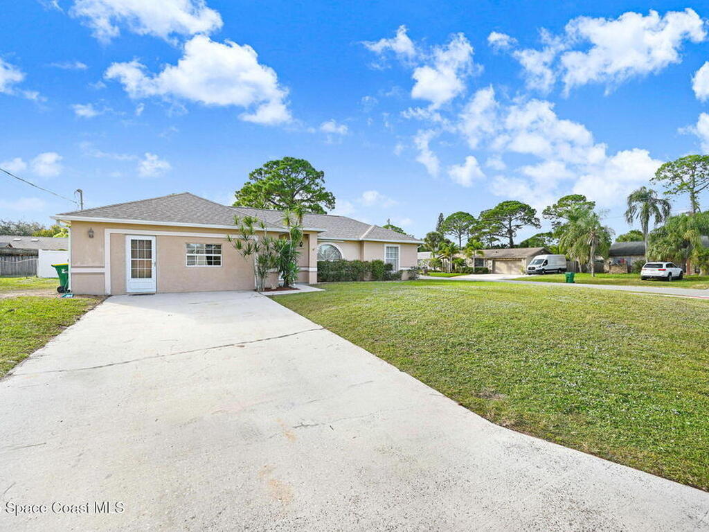 6094 Cardiff Avenue, Cocoa, FL 32927