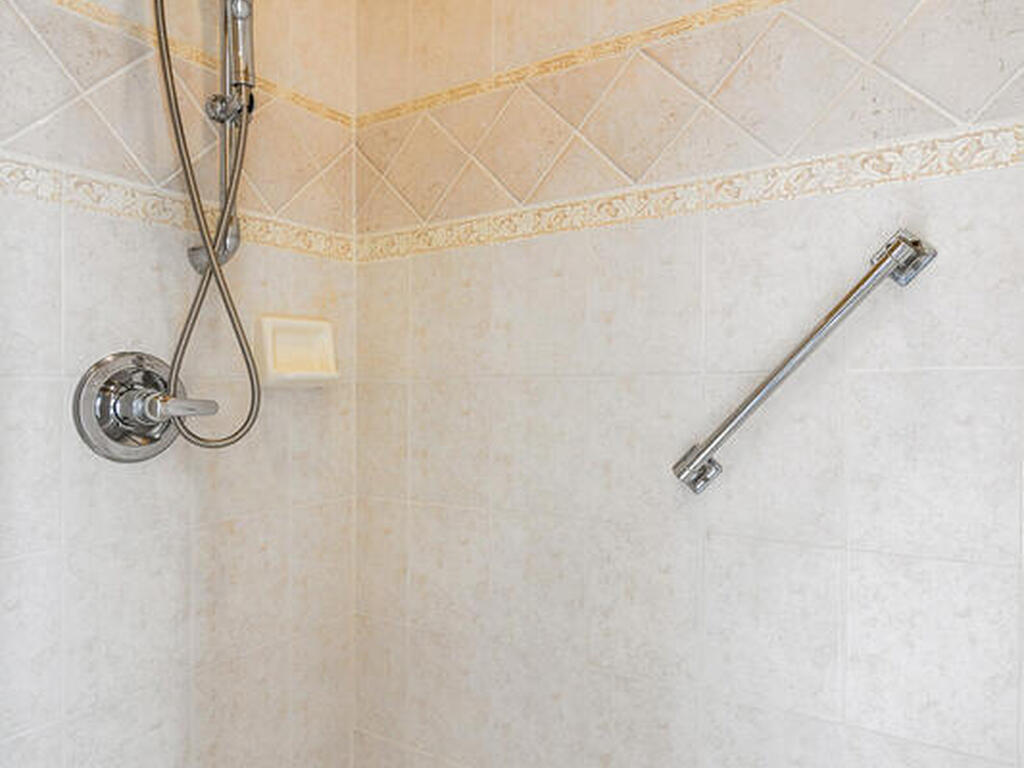 4550 Aberdeen Circle, Suntree, FL 32955