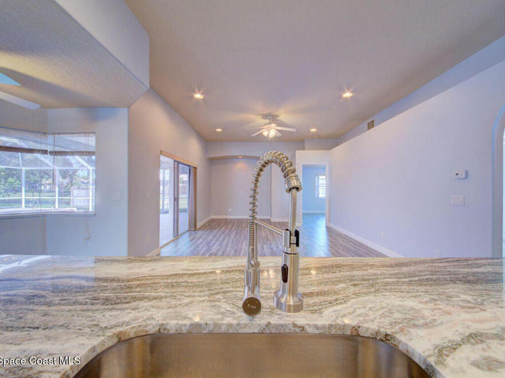 530 Sunset Lakes Drive, Merritt Island, FL 32953