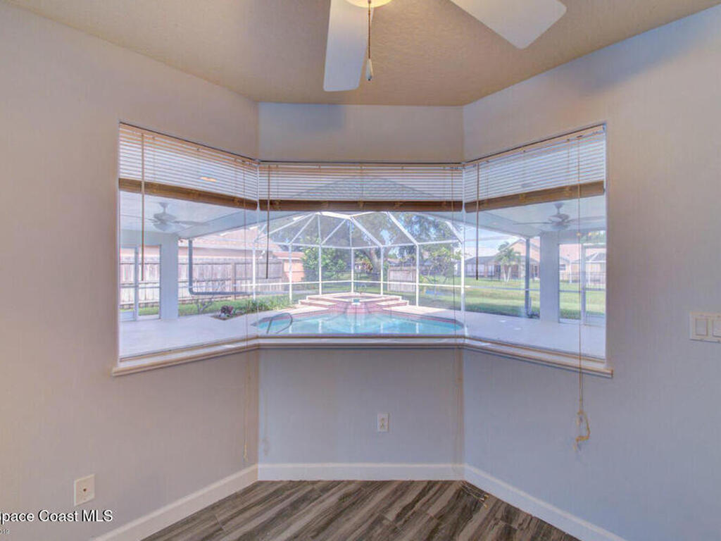 530 Sunset Lakes Drive, Merritt Island, FL 32953