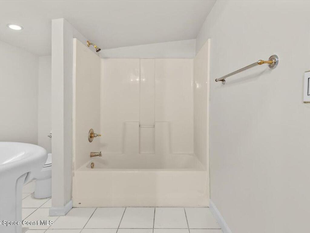 7506 Roberts Road, Fort Pierce, FL 34951