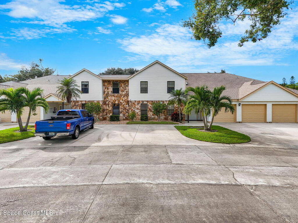 637 Greenwood Village Boulevard, West Melbourne, FL 32904