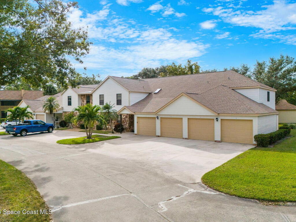 637 Greenwood Village Boulevard, West Melbourne, FL 32904