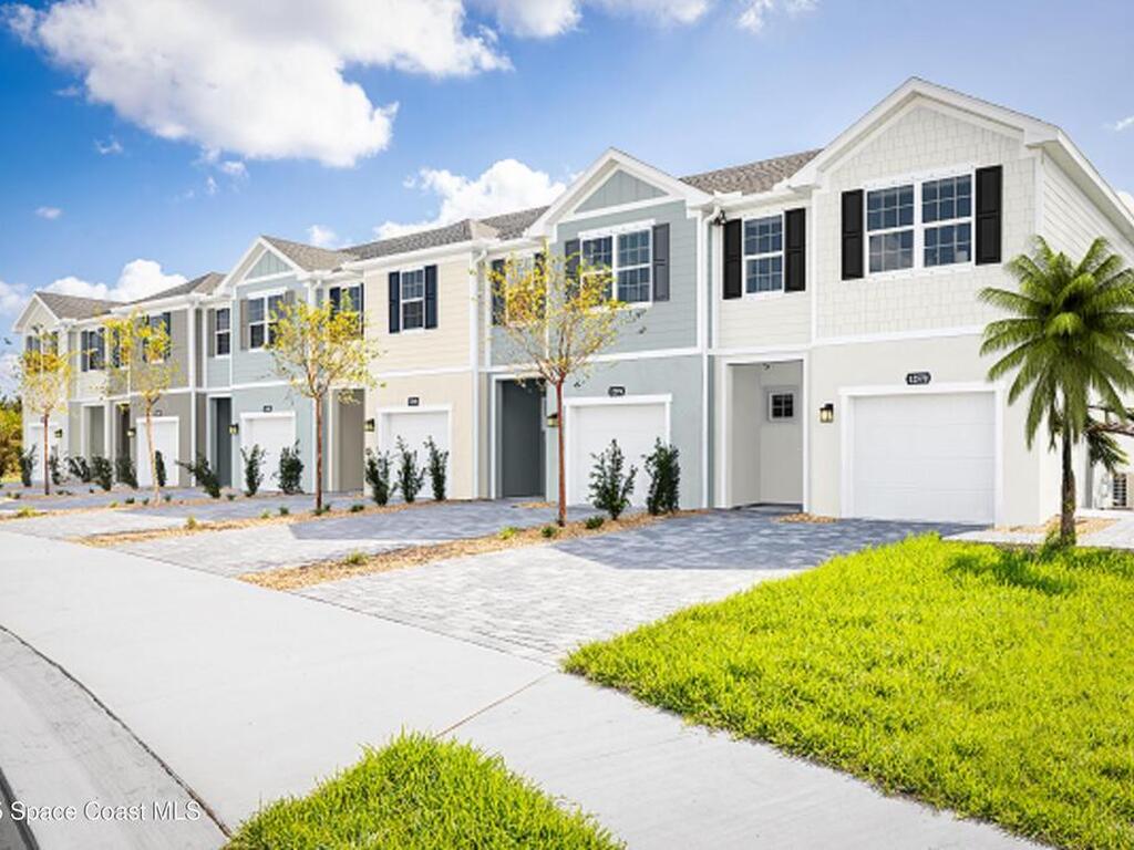 1828 Kendall Pointe Place, Melbourne, FL 32935