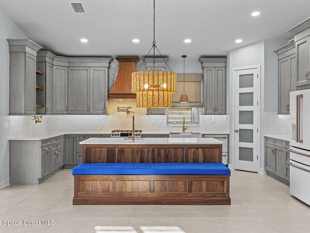 152 Indian Creek Road, Oak Hill, FL 32759