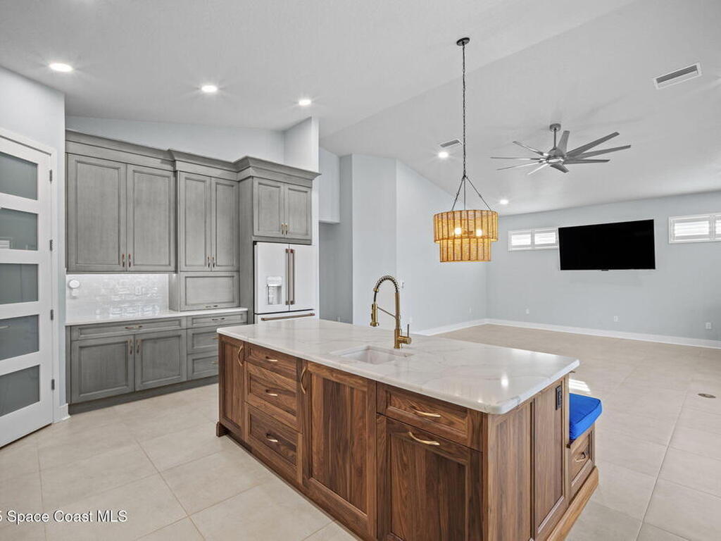 152 Indian Creek Road, Oak Hill, FL 32759