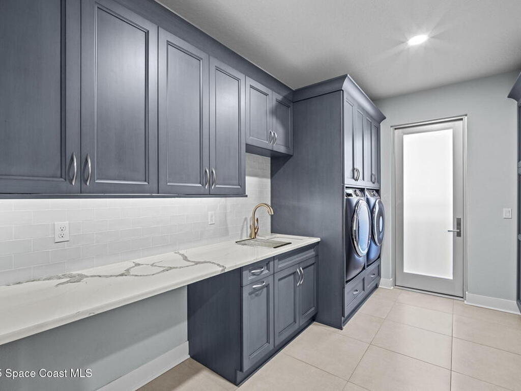 152 Indian Creek Road, Oak Hill, FL 32759