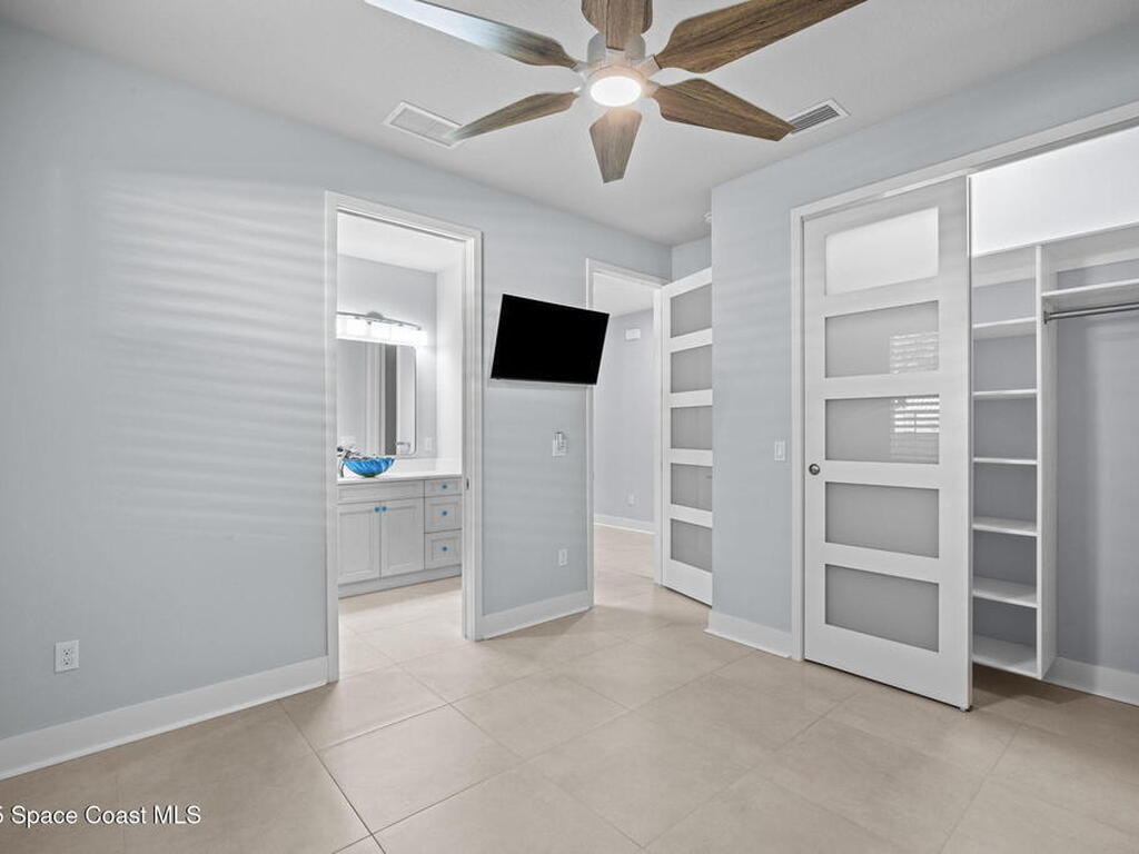 152 Indian Creek Road, Oak Hill, FL 32759