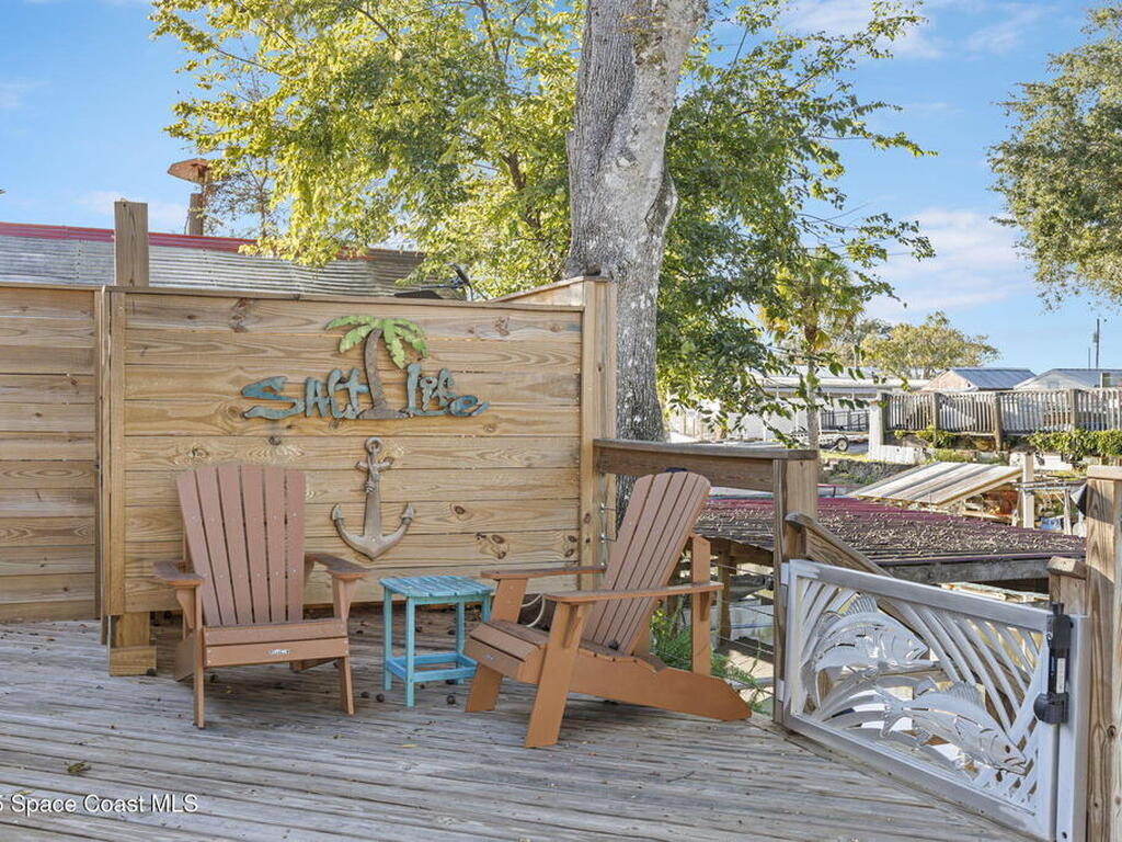 152 Indian Creek Road, Oak Hill, FL 32759