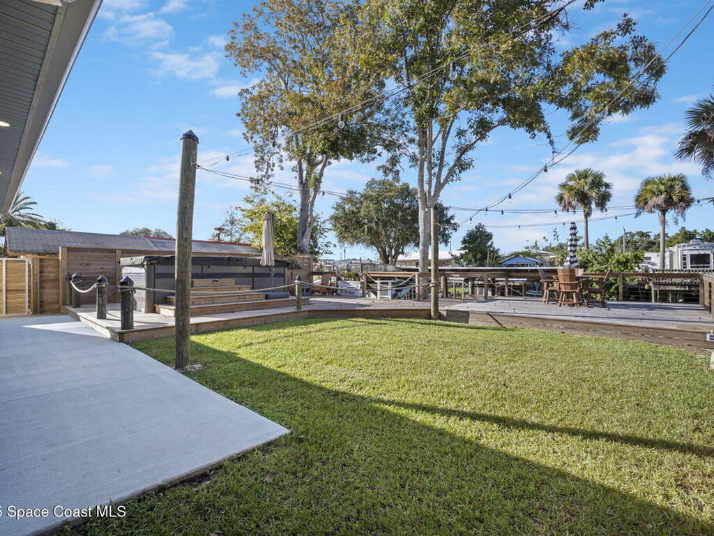 152 Indian Creek Road, Oak Hill, FL 32759