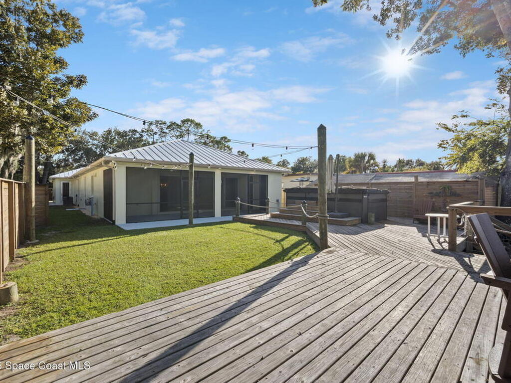 152 Indian Creek Road, Oak Hill, FL 32759