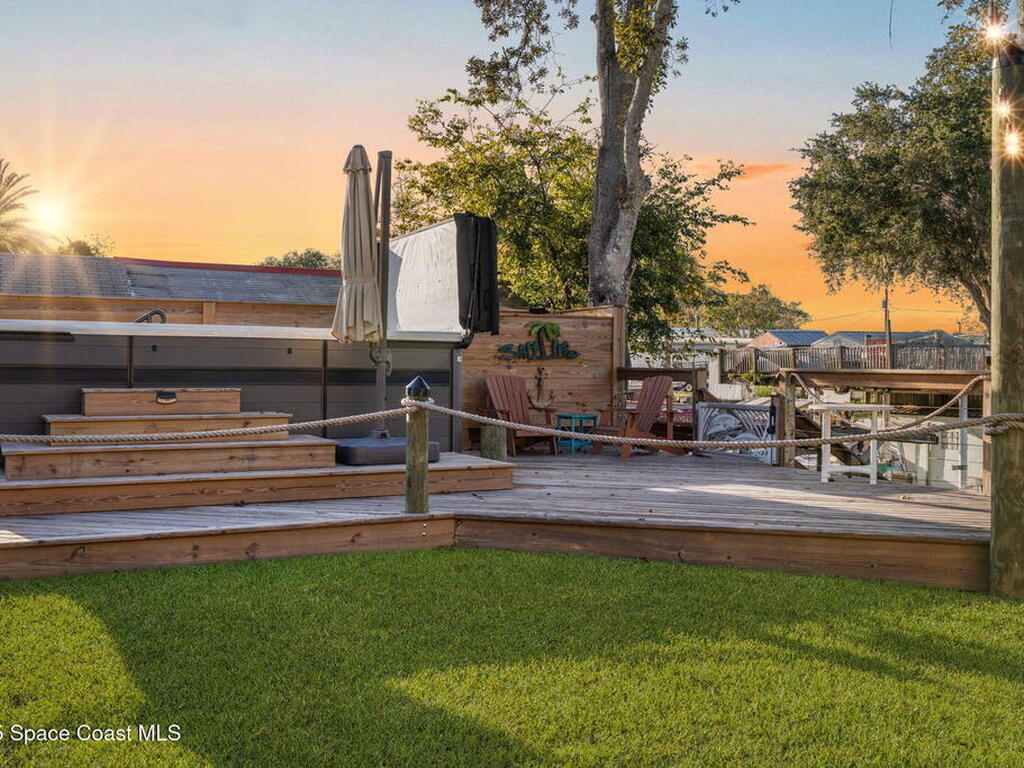 152 Indian Creek Road, Oak Hill, FL 32759