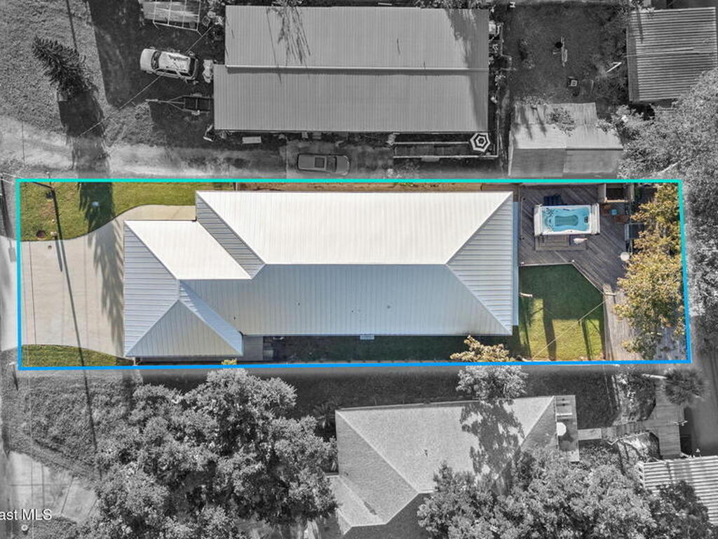 152 Indian Creek Road, Oak Hill, FL 32759