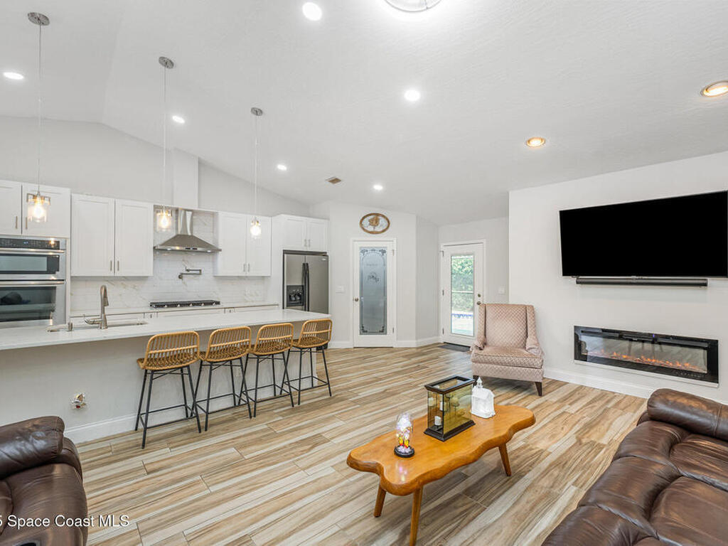 3702 Shenango Place, Melbourne, FL 32934