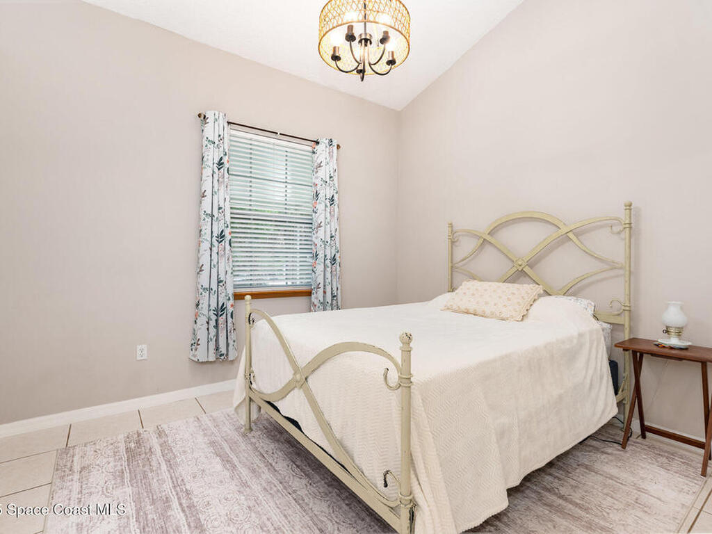 4207 Fortuna Avenue, Grant-Valkaria, FL 32950