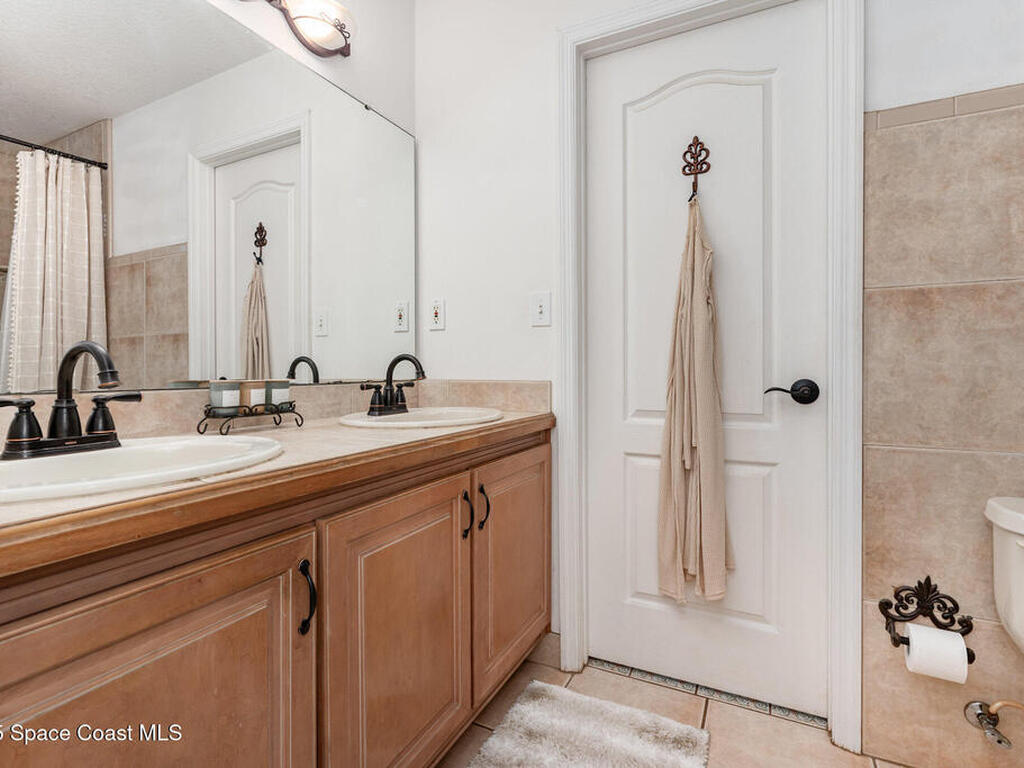 4207 Fortuna Avenue, Grant-Valkaria, FL 32950