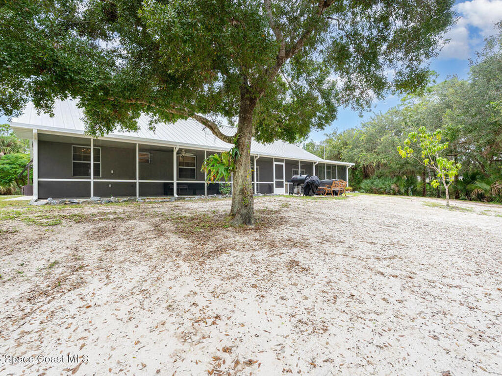 4207 Fortuna Avenue, Grant-Valkaria, FL 32950