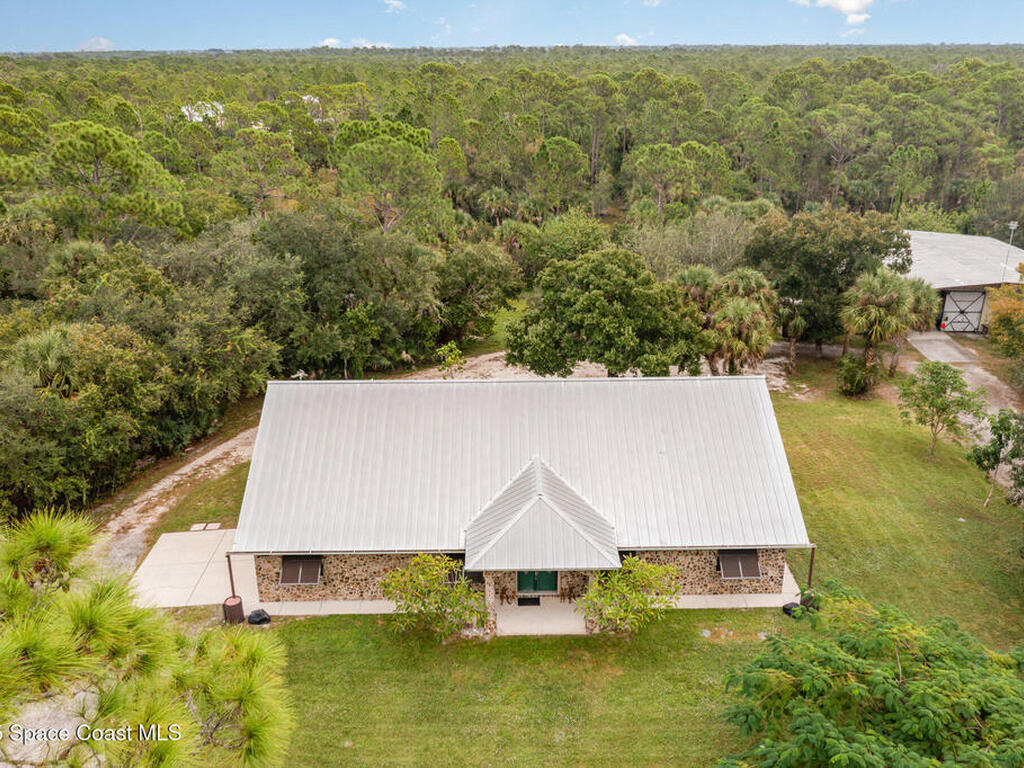 4207 Fortuna Avenue, Grant-Valkaria, FL 32950