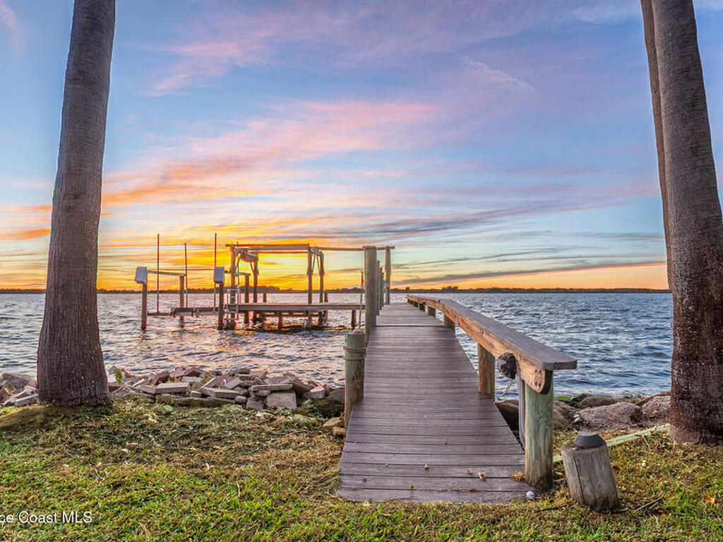 2741 Newfound Harbor Drive, Merritt Island, FL 32952