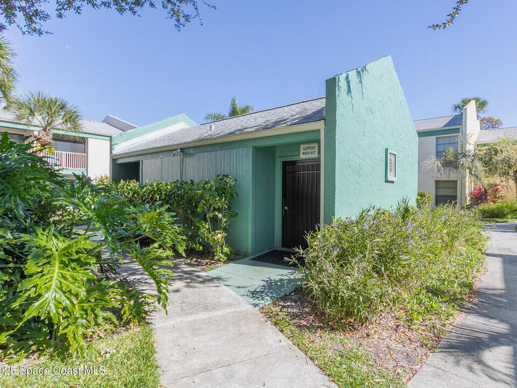 1225 N Wickham Road, Melbourne, FL 32935