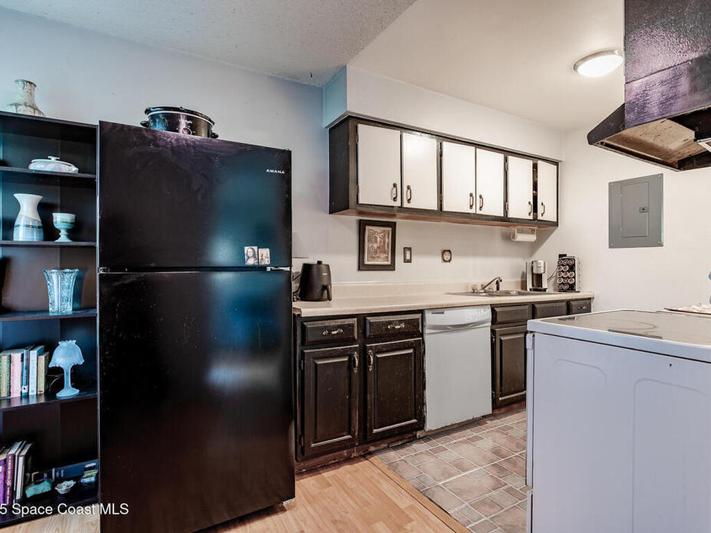 1225 N Wickham Road, Melbourne, FL 32935