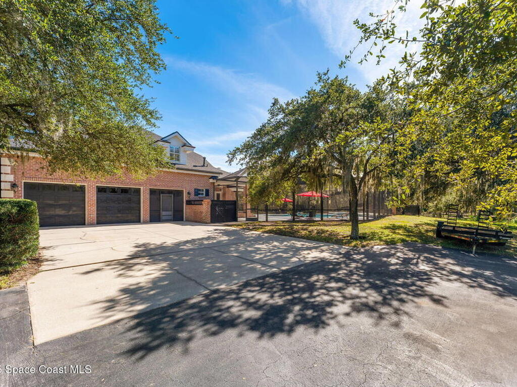 5585 Willoughby Drive, Melbourne, FL 32934