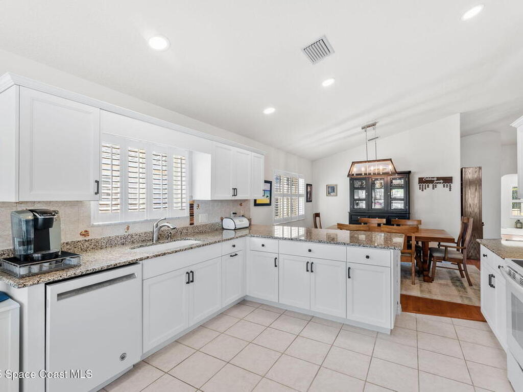 1690 Lago Mar Drive, Melbourne, FL 32940