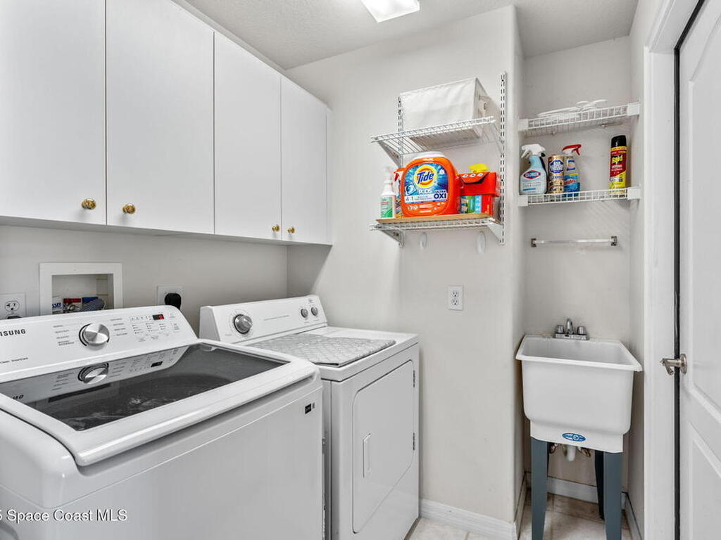 1690 Lago Mar Drive, Melbourne, FL 32940