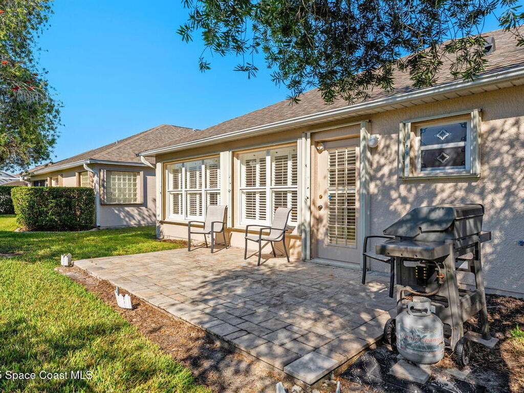 1690 Lago Mar Drive, Melbourne, FL 32940