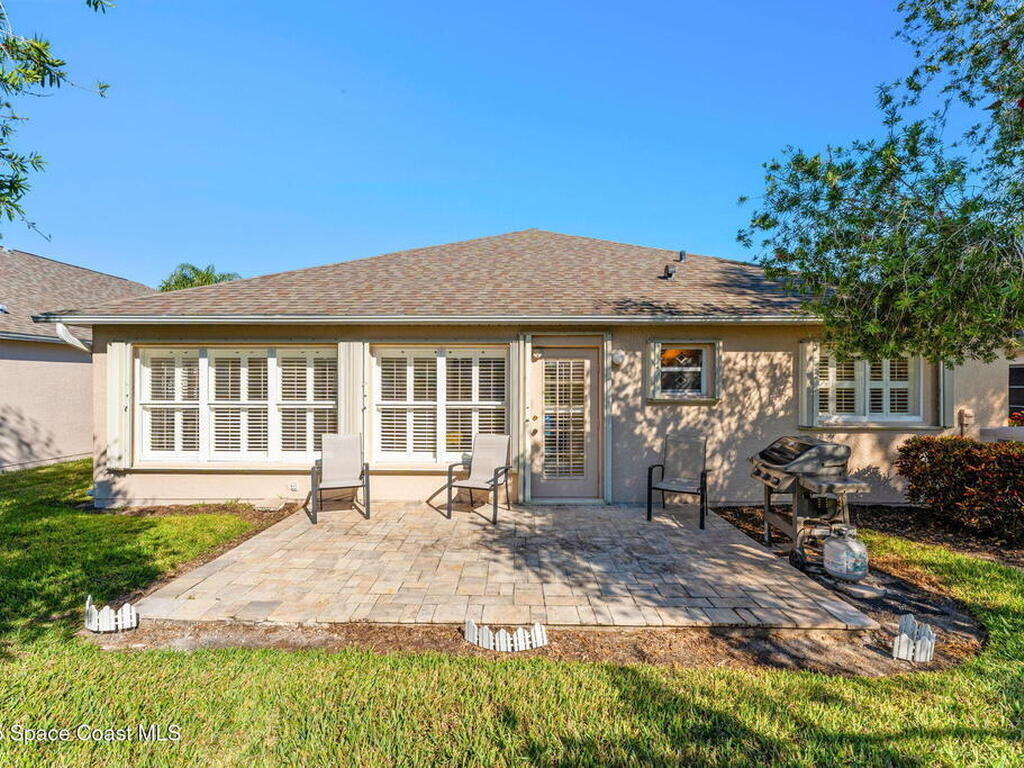 1690 Lago Mar Drive, Melbourne, FL 32940