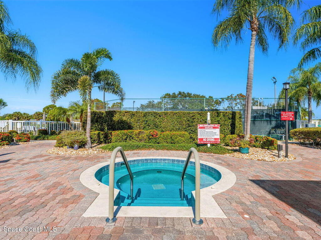 1690 Lago Mar Drive, Melbourne, FL 32940