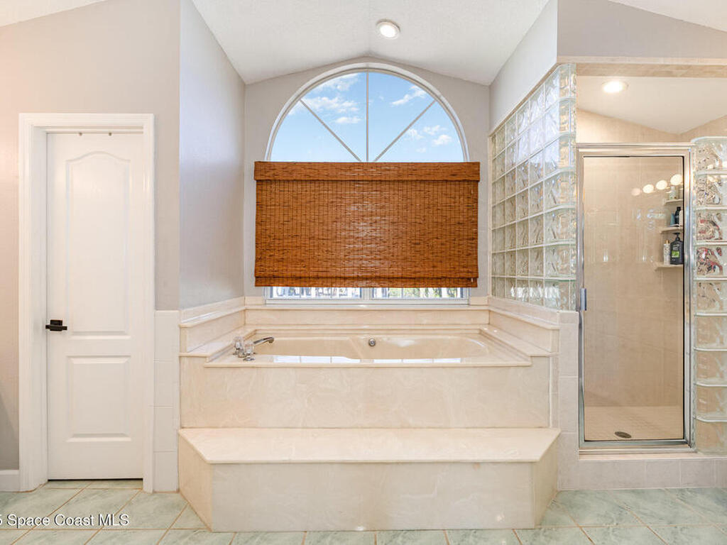 1617 Sun Pointe Place, Merritt Island, FL 32952