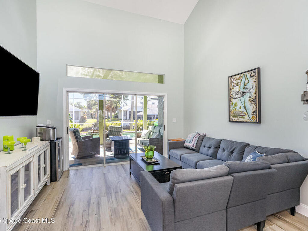 1617 Sun Pointe Place, Merritt Island, FL 32952