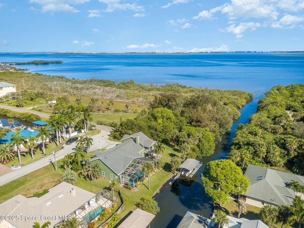 1617 Sun Pointe Place, Merritt Island, FL 32952