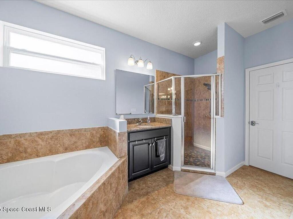 634 Easton Forest Circle, Palm Bay, FL 32909