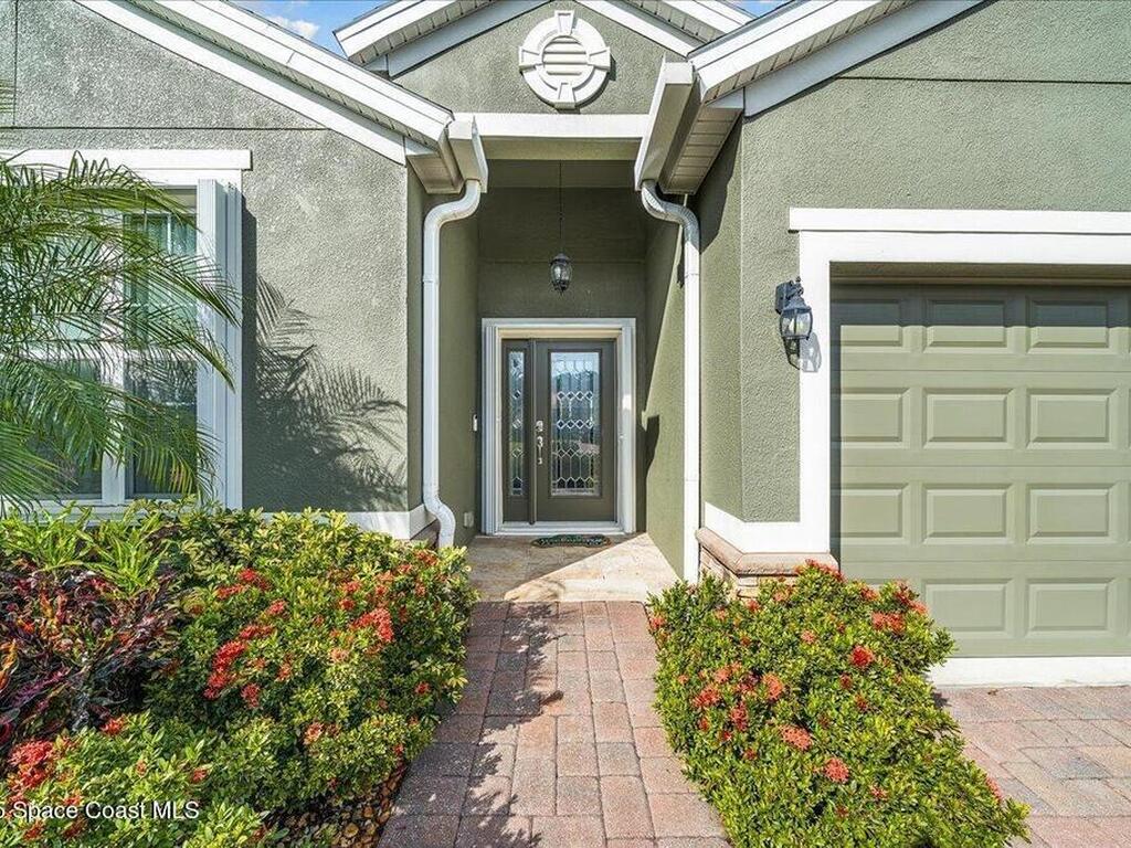 634 Easton Forest Circle, Palm Bay, FL 32909