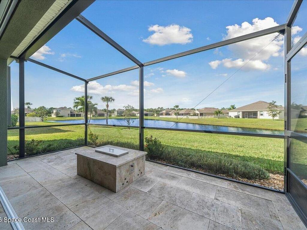 634 Easton Forest Circle, Palm Bay, FL 32909