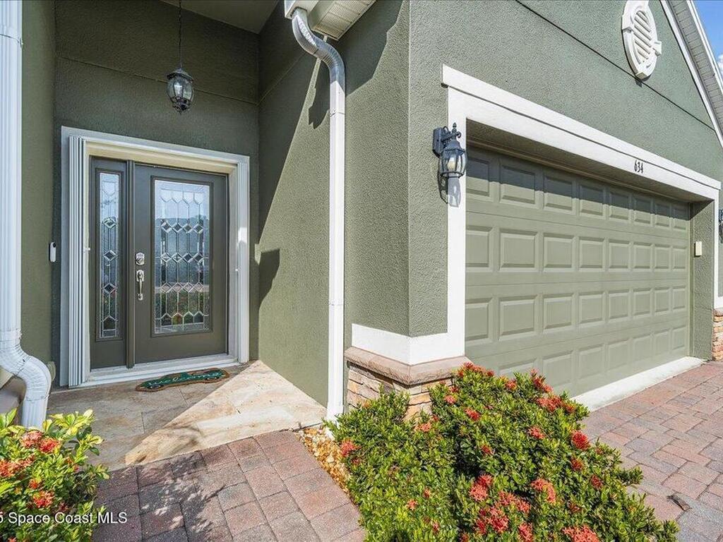 634 Easton Forest Circle, Palm Bay, FL 32909
