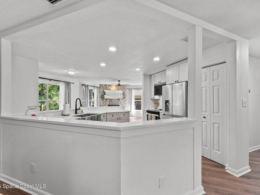 906 Beryl Drive, Rockledge, FL 32955