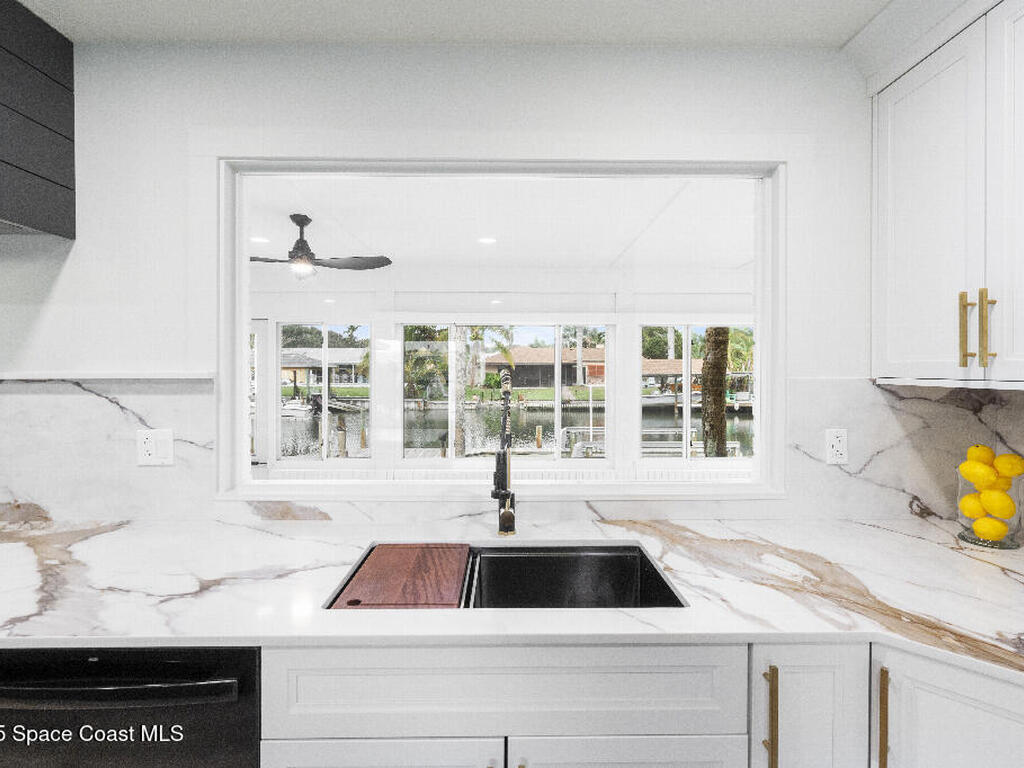 304 Arrowhead Lane, Melbourne Beach, FL 32951