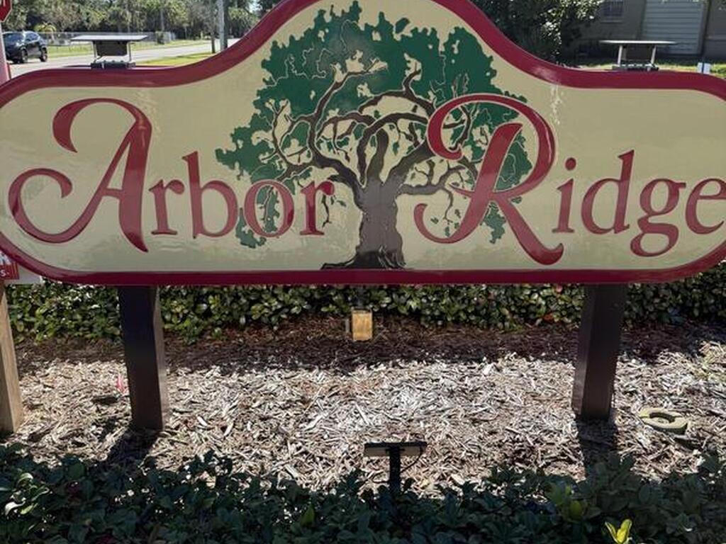 471 L M Davey Lane, Titusville, FL 32780