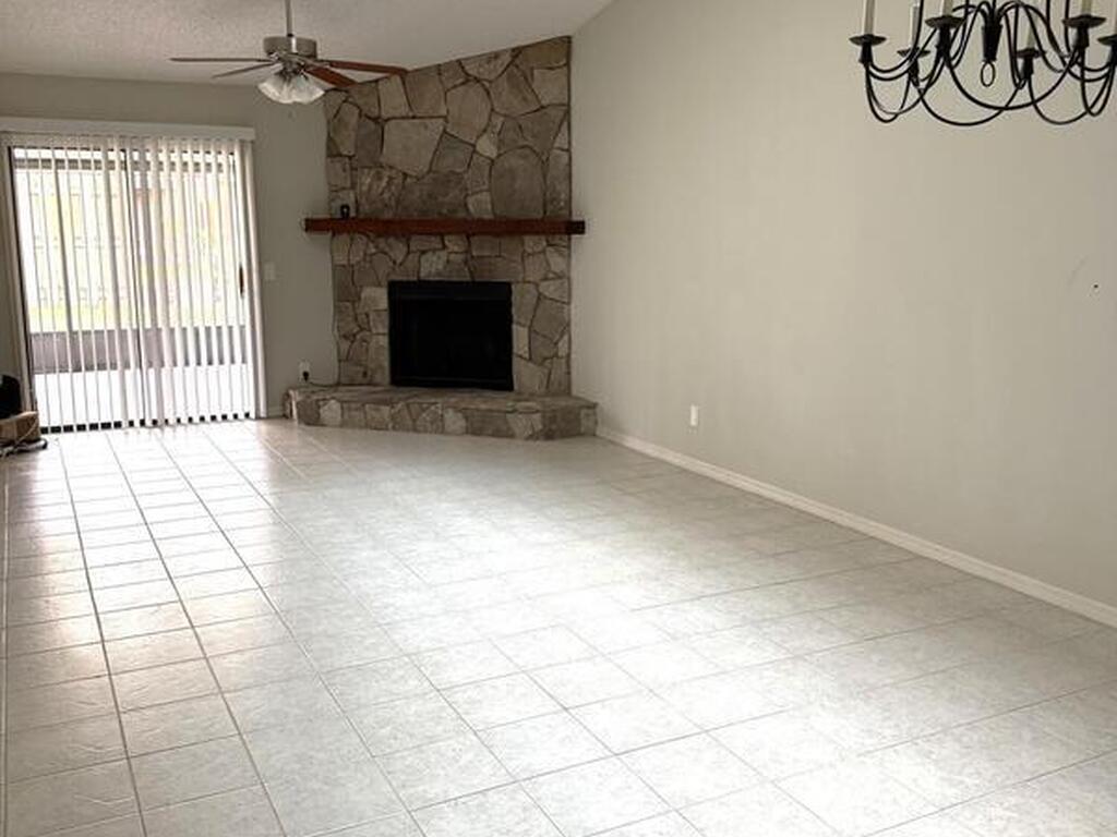 471 L M Davey Lane, Titusville, FL 32780